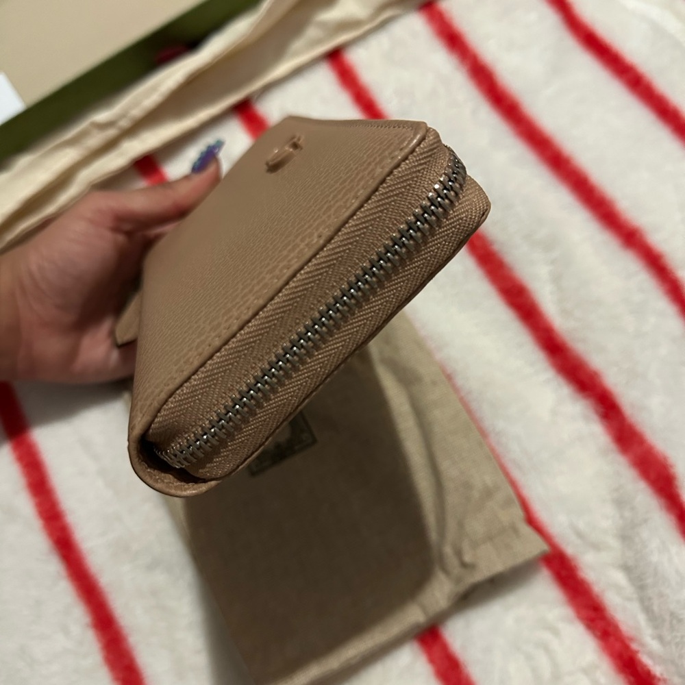 Gucci Beige Leather Wallet - Picture 5 of 13